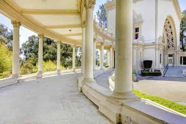 Spreckels Organ Pavilion in Balboa Park, elegant columns, ideal for outdoor events.