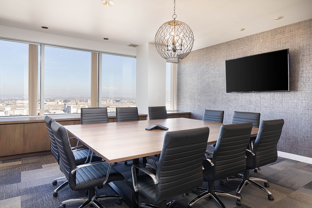 Sepulveda Business Center - image 1