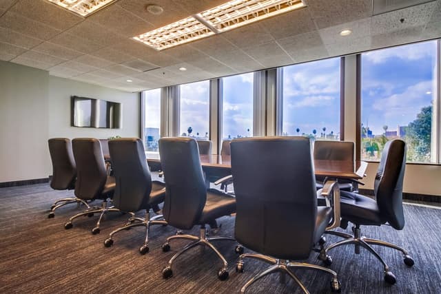 Lake Avenue Executive Suites