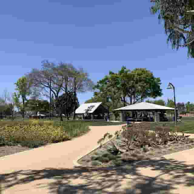 Picnic shelter