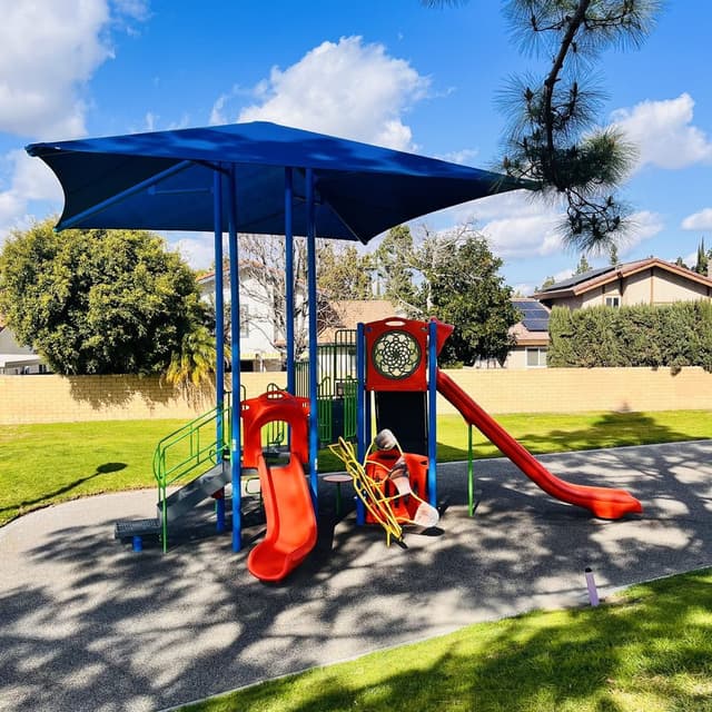 Picnic shelter