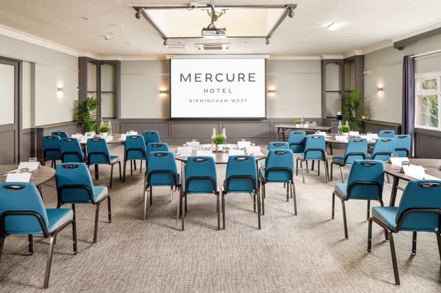 Mercure Birmingham West Hotel