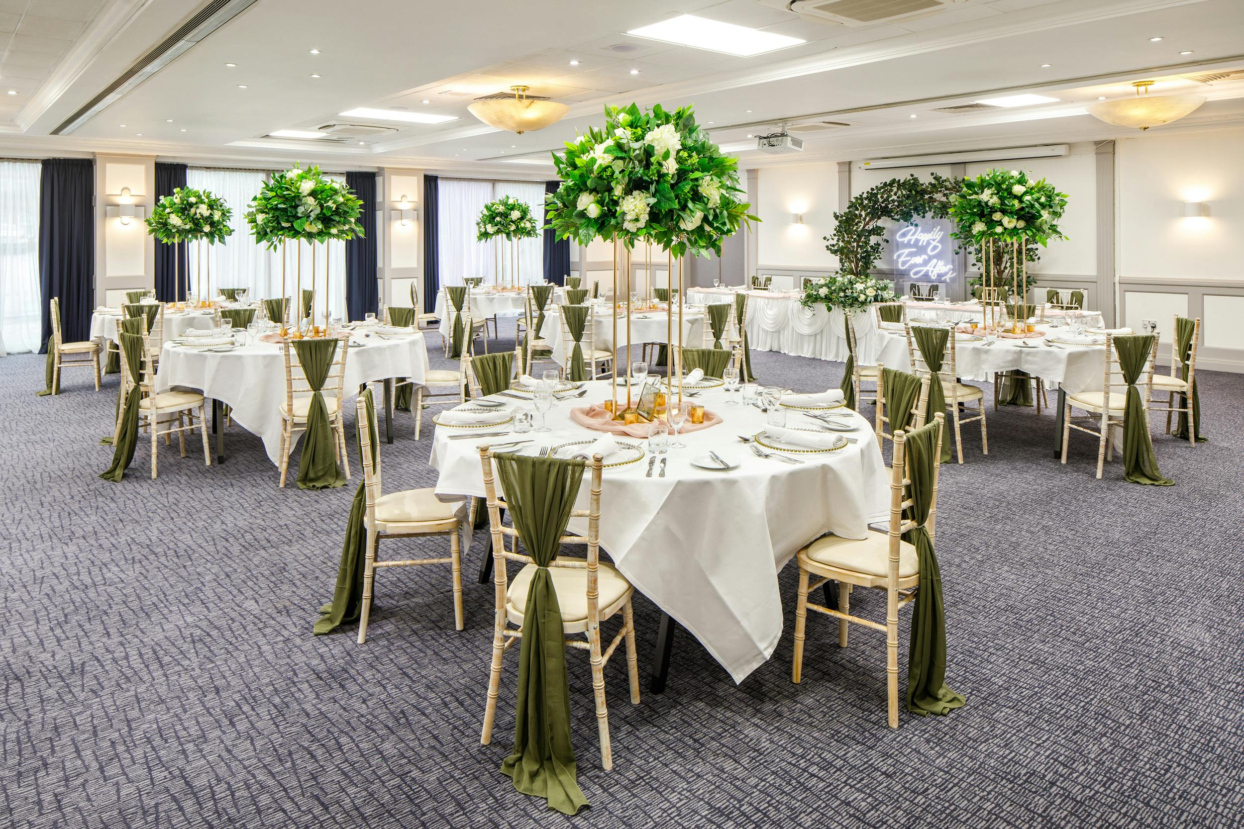 Mercure Nottingham Sherwood Hotel - Regent Suite image 1