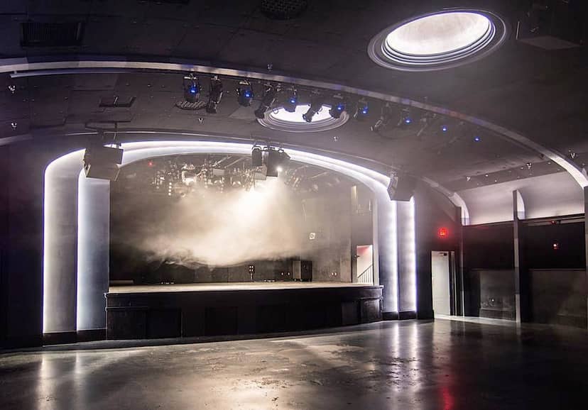 Teragram Ballroom: modern event space with elevated stage, ideal for concerts and parties.