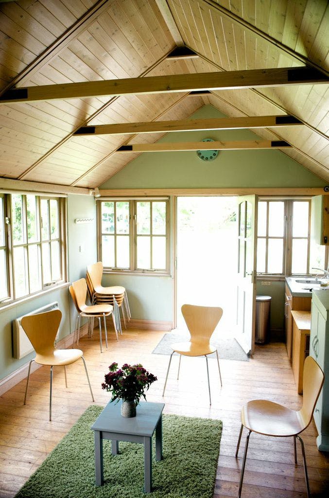 Bright Garden Room at Brentford Quaker Meeting House for creative gatherings and events.