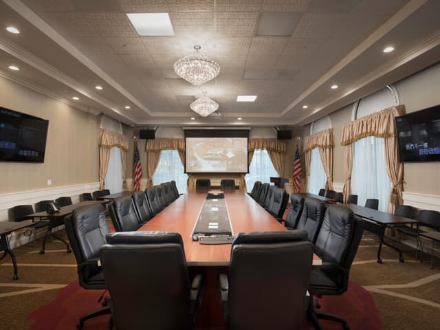 Meeting Rooms