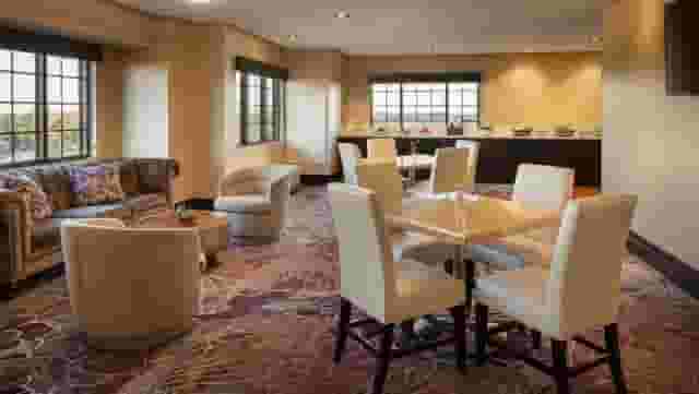 Club Lounge