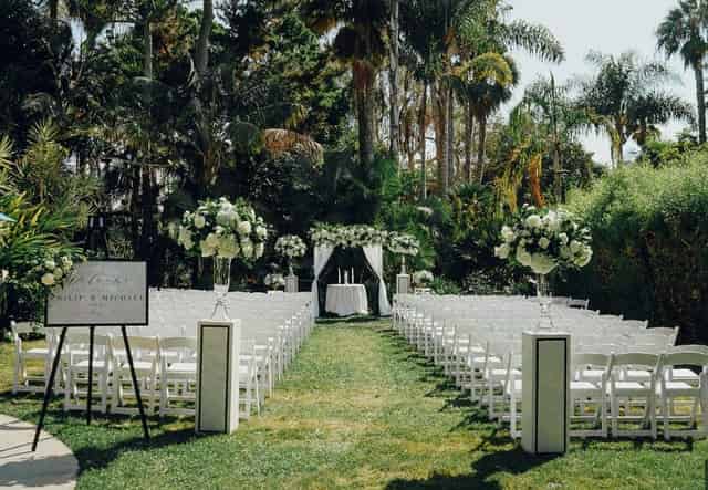 Island Point Lawn