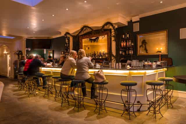 Chic Bar