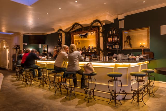 Chic Bar