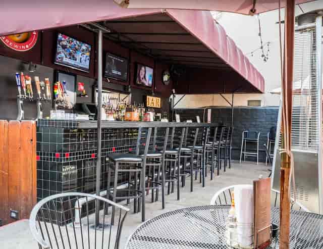 Redwing Bar and Grill