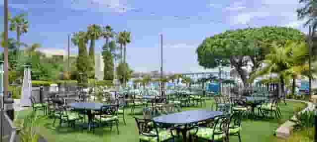 Firefly Eatery & Bar