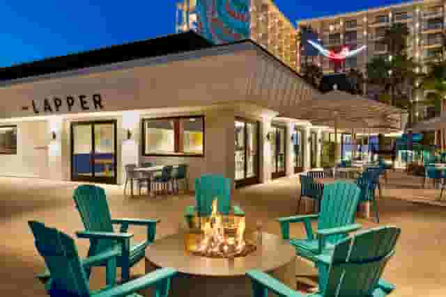 Lapper Sports Bar + Kitchen