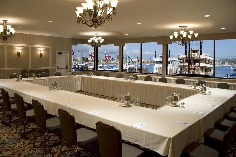 Meeting room with U-shaped table at Bahia Resort Hotel, perfect for corporate events.