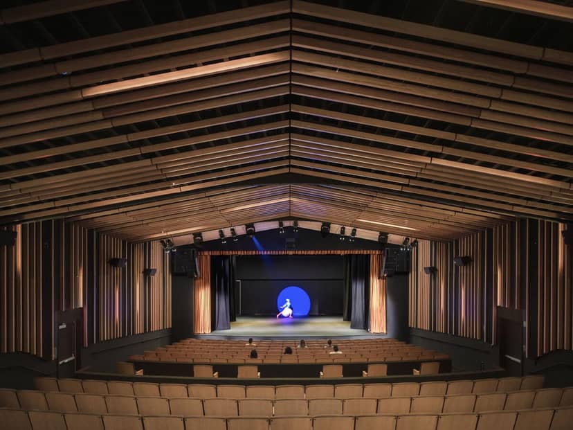 Inside L.A.'s new Glorya Kaufman dance ...
