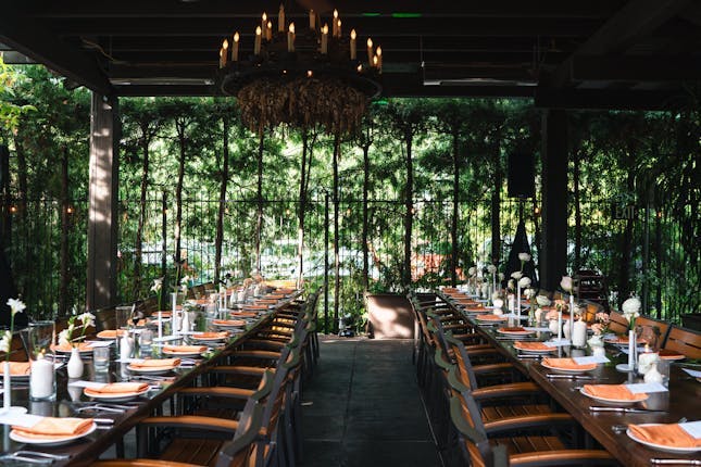 Elegant outdoor dining space in The Raymond 1886, ideal for weddings and corporate events.