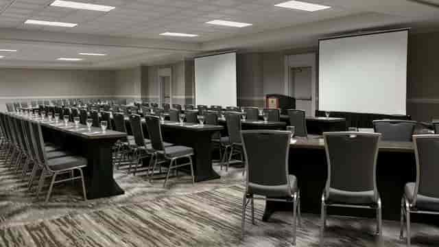 Embassy Suites Los Angeles Downey ...