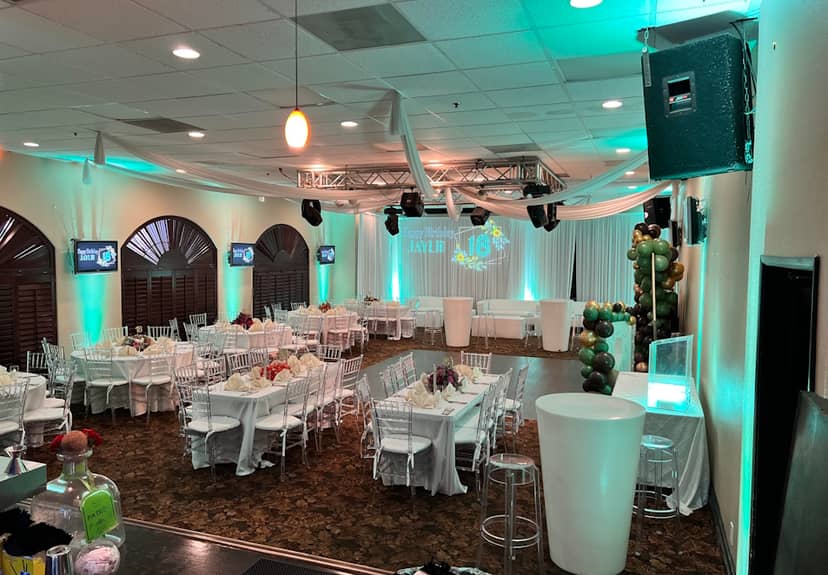 Elegant bar in Fiesta Hall, perfect for weddings and corporate events.