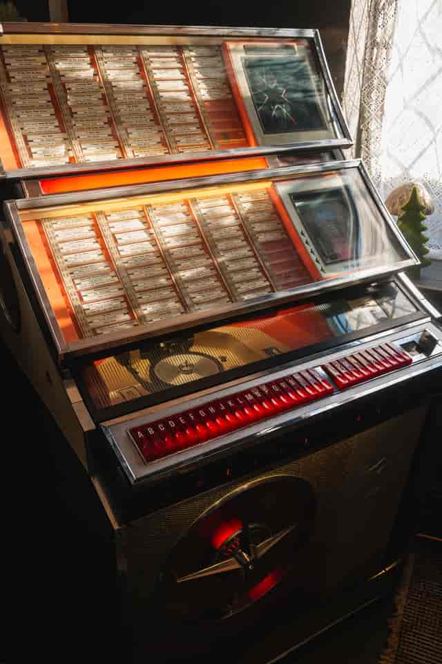 Vintage jukebox in The Strines Nightingale, ideal for themed parties and retro events.