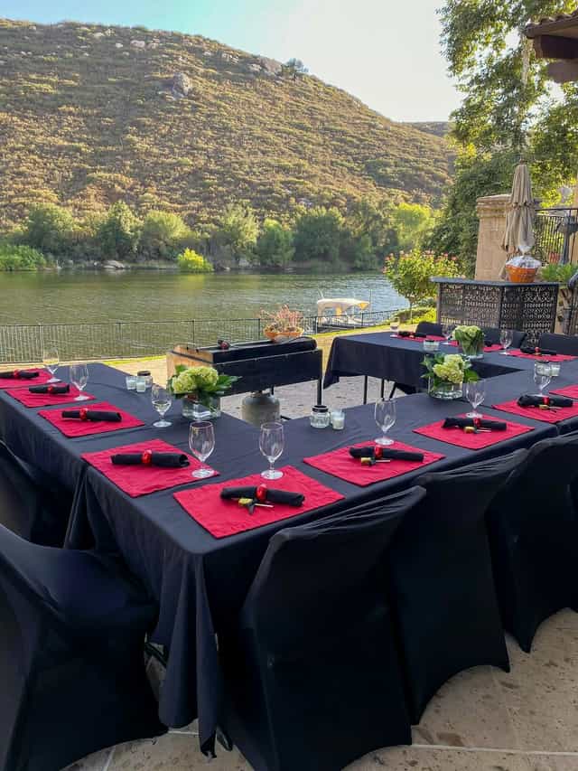 Elegant outdoor dining setup at Hibachi Kings, perfect for weddings and corporate retreats.