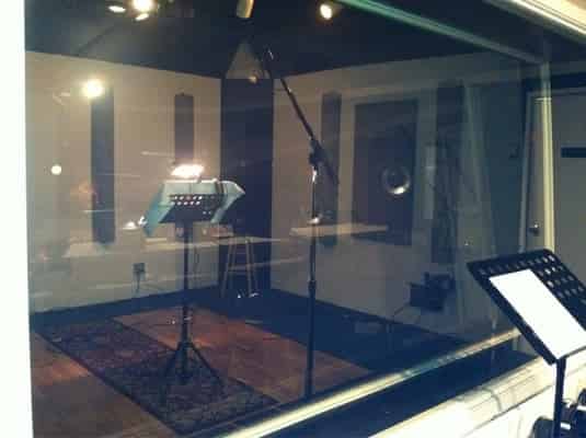 STUDIO B