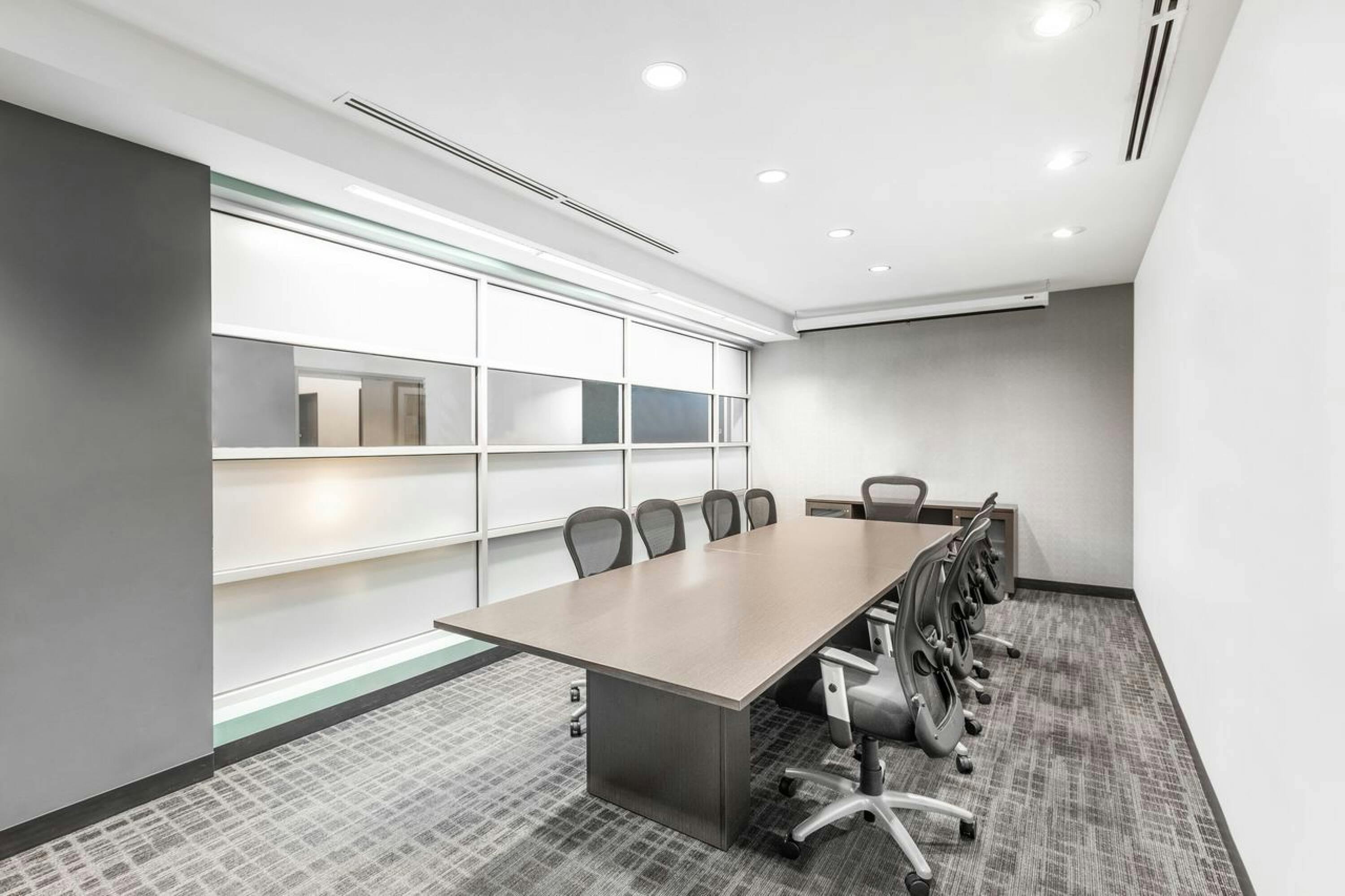 Modern conference room in Regus Gateway Chula Vista, ideal for meetings and events.