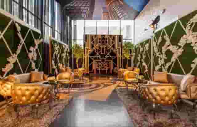 Phoenix Lounge