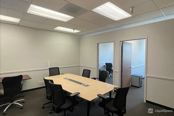Conference Rooms & Meeting Spaces