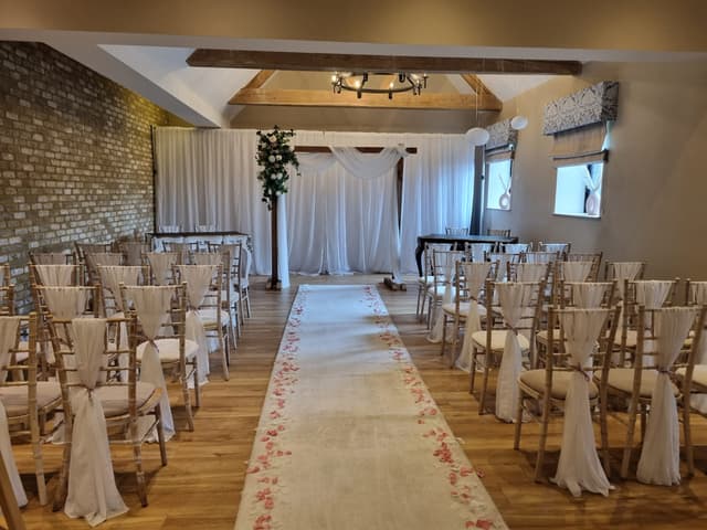 Voco Lythe Hill Hotel & Spa