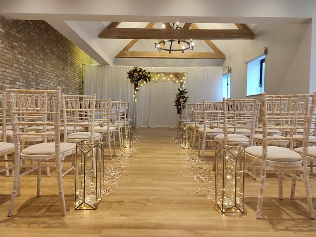 Voco Lythe Hill Hotel & Spa