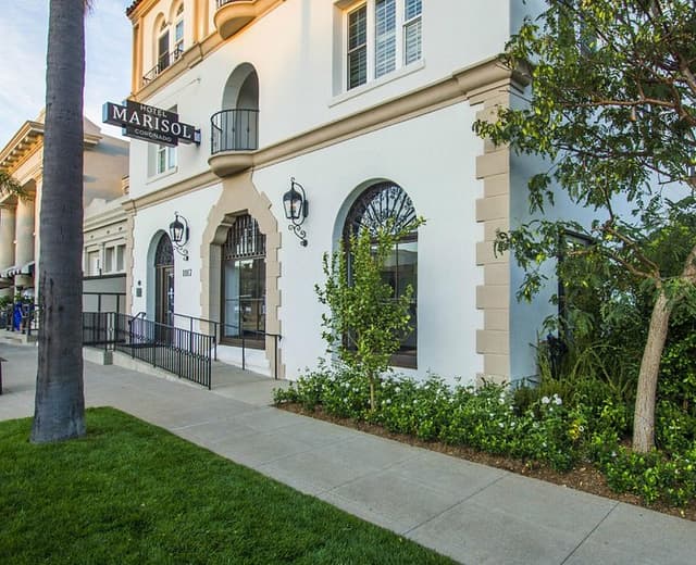 Private Garden Courtyard