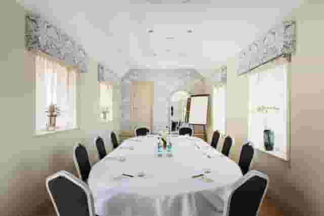 Willow Suite