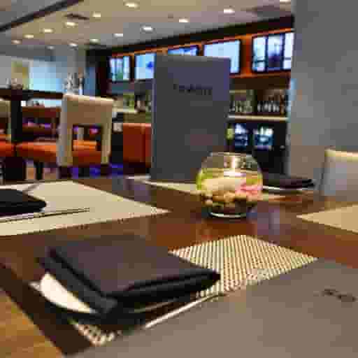 Casual Eatery/Bar