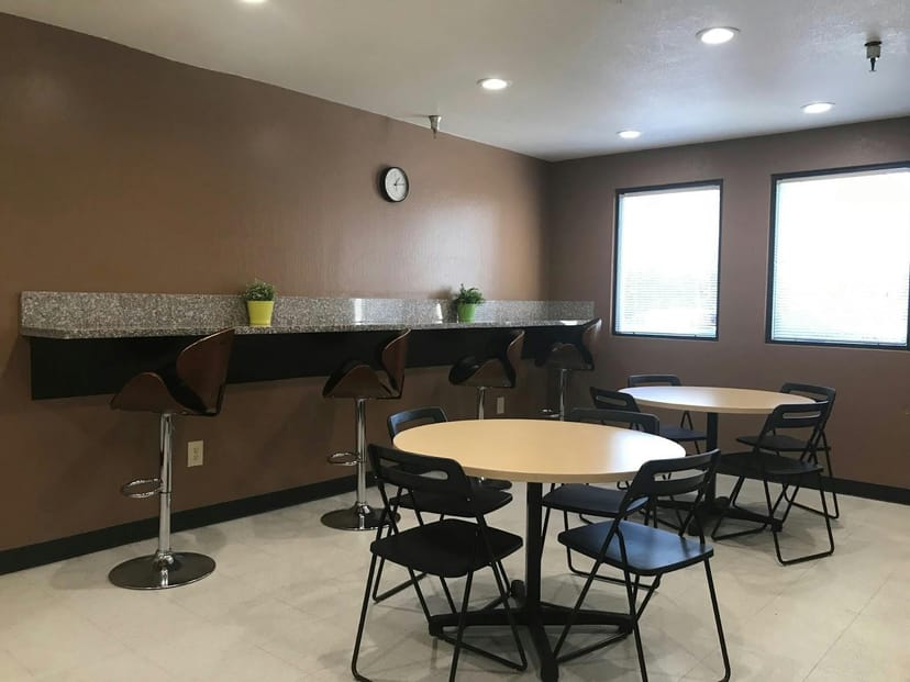 Private cubicles in Wave Tech Center with casual seating for networking events.