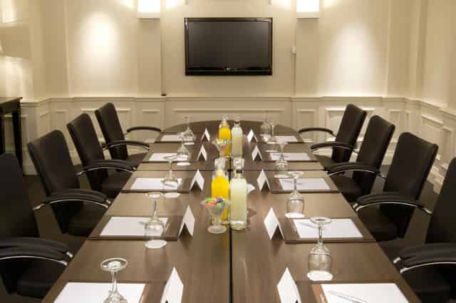 London Bridge Hotel