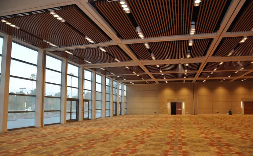 Great America Meeting Rooms, spacious event space with natural light for conferences and banquets.
