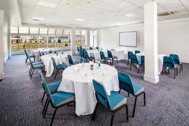 Pilgrim Suite at Mercure Bedford: bright meeting space for conferences and workshops.