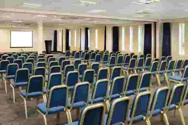 Mercure Cardiff North Hotel