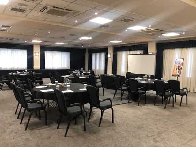 Mercure Cardiff North Hotel