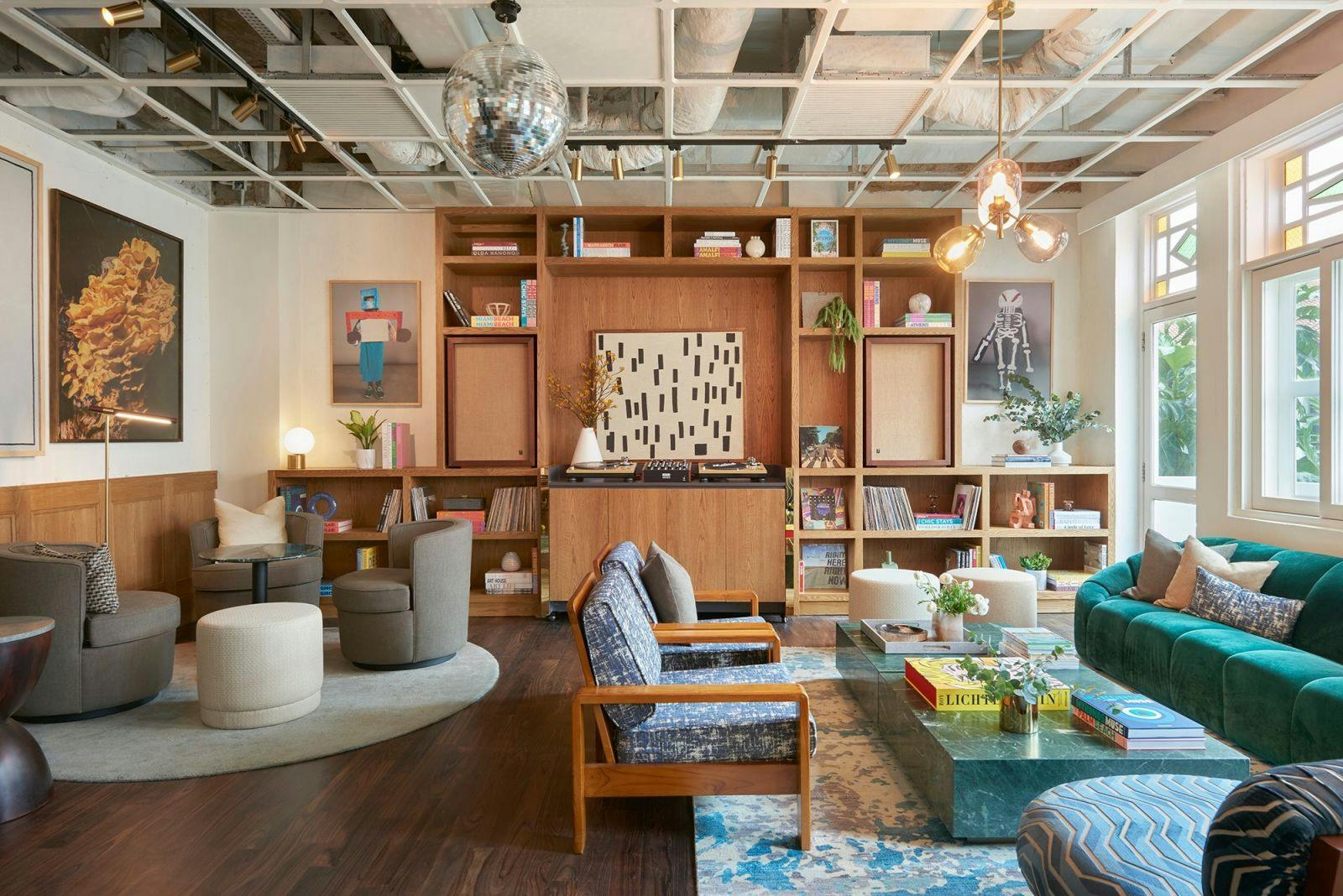 Stylish lounge at HAUS 65, Mandala Club, ideal for networking events and meetings.