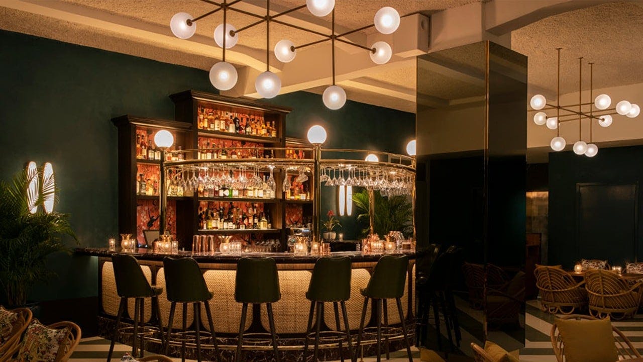 Stylish podcast room bar at Mandala Club, perfect for networking events and cocktail receptions.
