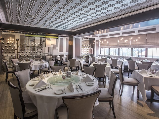 American Club Singapore