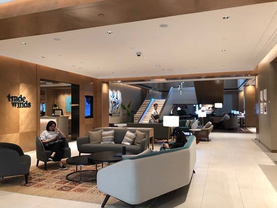Modern lobby at Tradewinds, The American Club Singapore, ideal for meetings and events.