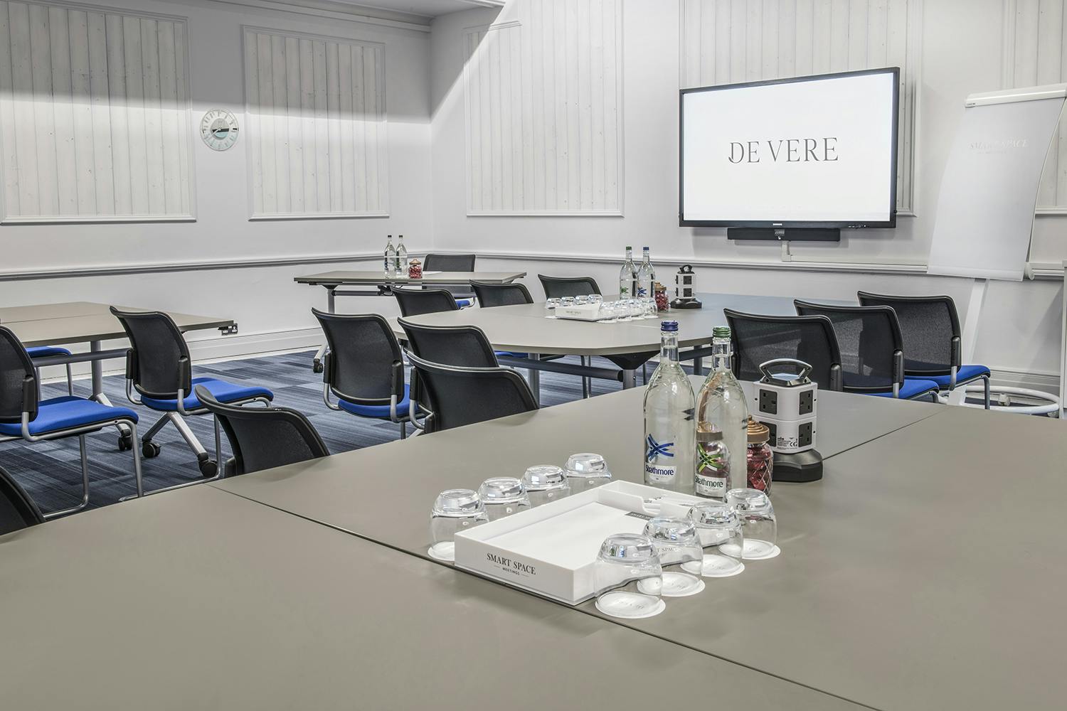 Durham Suite meeting room with modern seating, ideal for professional events.