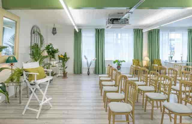 The Palm Room in Lumiere London: bright event space for workshops and networking.