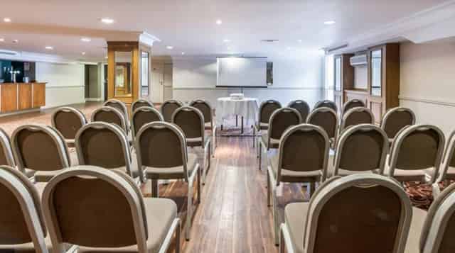 Best Western Pinewood Manchester Airport - Wilmslow Hotel