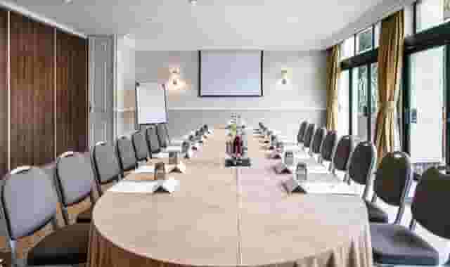 Best Western Pinewood Manchester Airport - Wilmslow Hotel