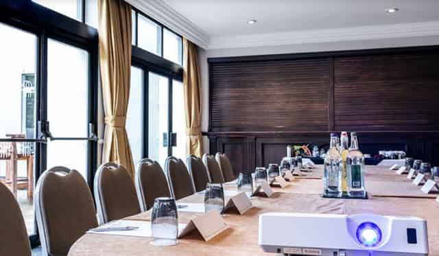 Best Western Pinewood Manchester Airport - Wilmslow Hotel