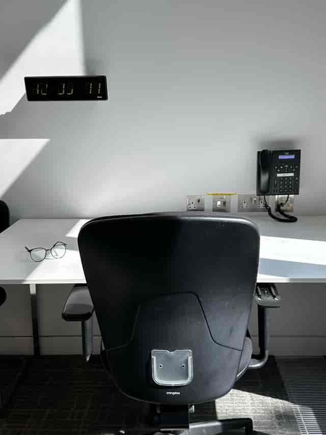 Minimalist workspace at Scenario Assessment Centre, ideal for meetings and brainstorming sessions.