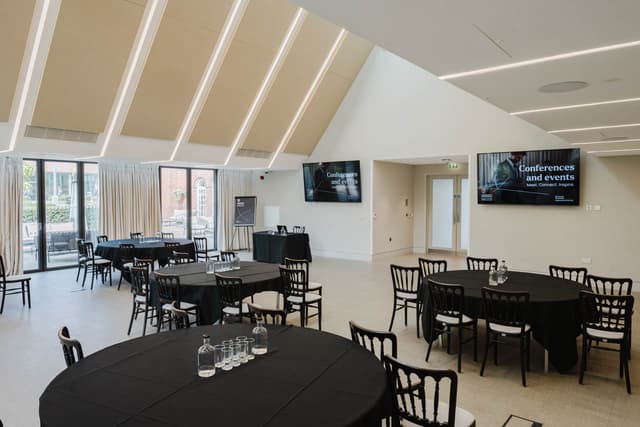 Lloyd Suite